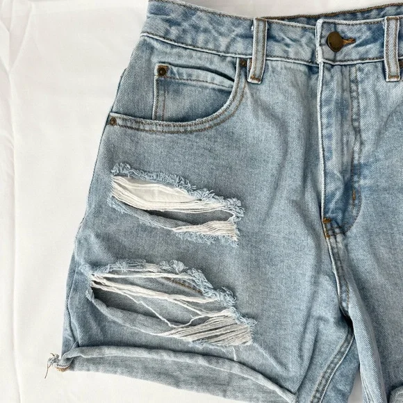 Billabong Denim Distressed Shorts - Picture 5 of 8